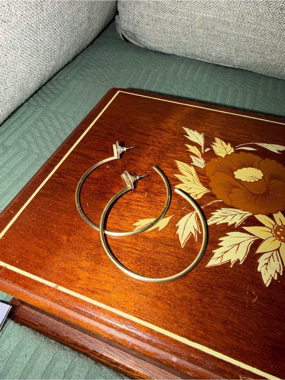 Kendra Scott Gold Hoop Earrings